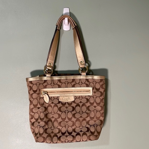 Coach Handbags - COACH Penelope Signature Tote Shoulder Bag Brown Tan Gold Leather Trim